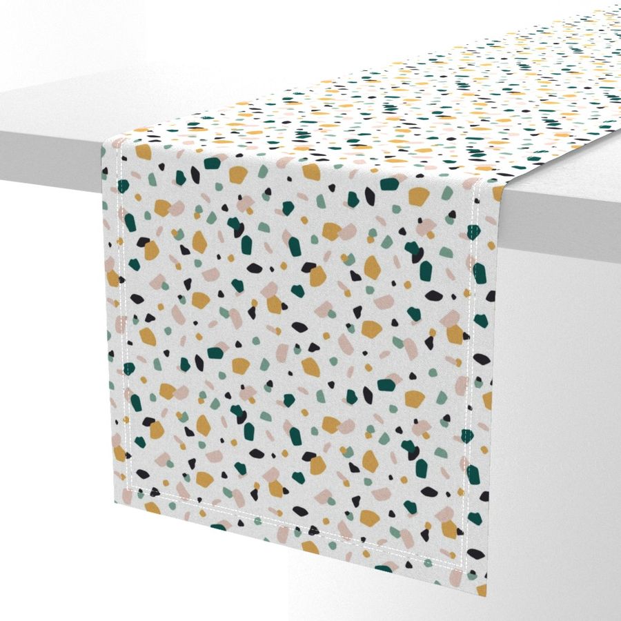 HOME_GOOD_TABLE_RUNNER