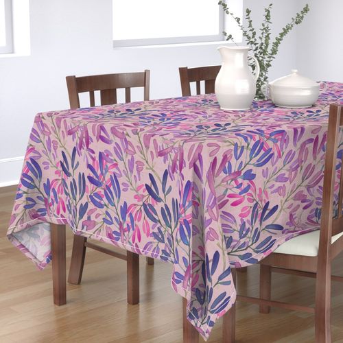 HOME_GOOD_RECTANGULAR_TABLE_CLOTH