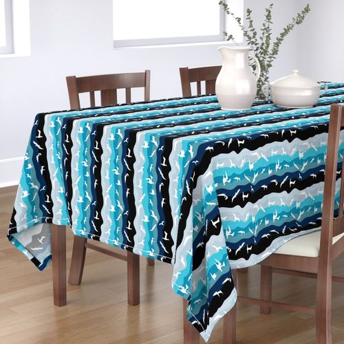 HOME_GOOD_RECTANGULAR_TABLE_CLOTH