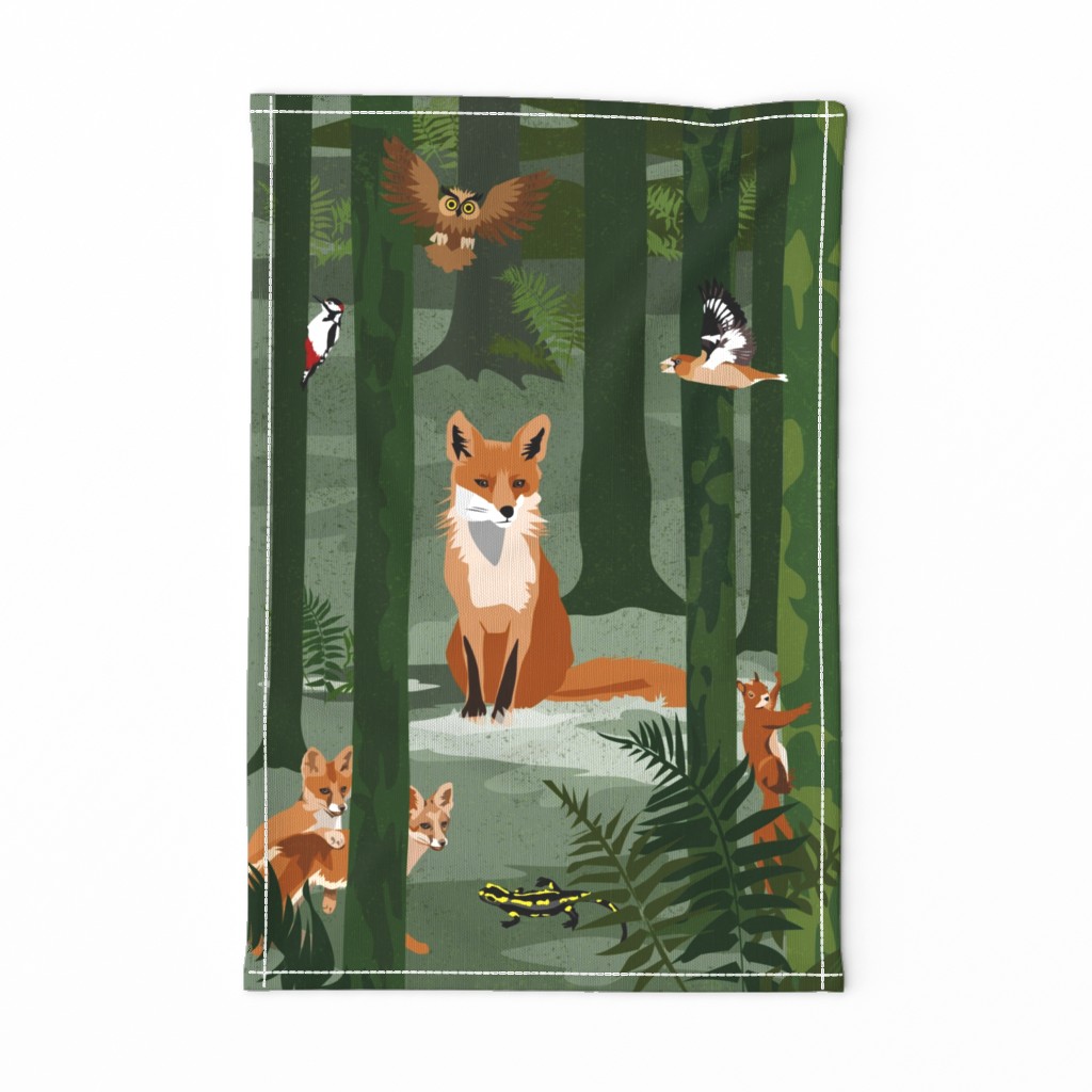 fox and friends wall hanging