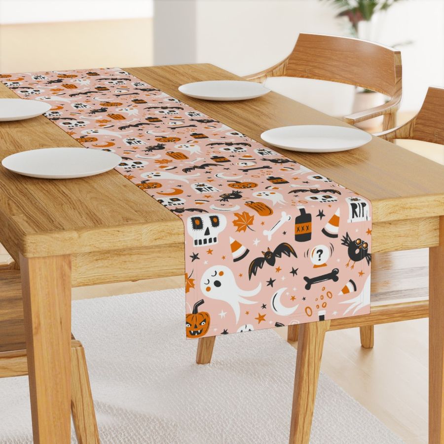 HOME_GOOD_TABLE_RUNNER