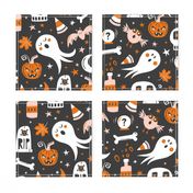 Halloween Haunting - Black Jumbo Scale