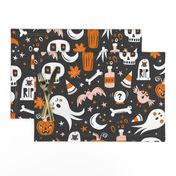 Halloween Haunting - Black Jumbo Scale