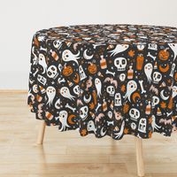 Halloween Haunting - Black Jumbo Scale