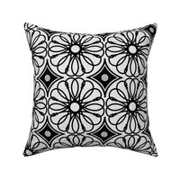 Spinning Daisy: Gray & Black Geometric Flowers