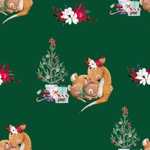 8" Mama and Baby Deer Christmas - Green