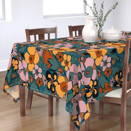 HOME_GOOD_RECTANGULAR_TABLE_CLOTH