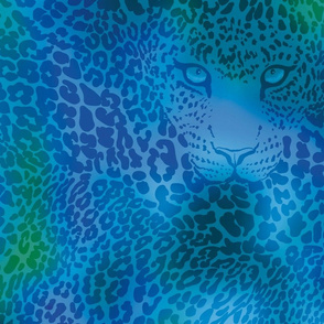 Leopard goes under water