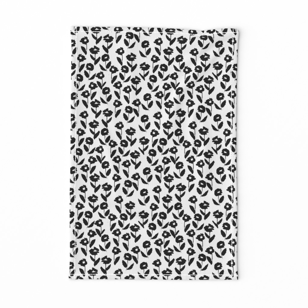 darling floral - black white small scale