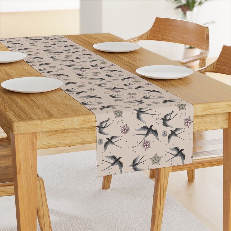 HOME_GOOD_TABLE_RUNNER