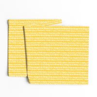 White Hand-Drawn Herringbone Pattern on Yellow Background, Medium Scale 10,5 x 10,5 in