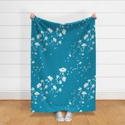 Large Breezy Hand-Painted Daisies | Blue #008FAF | White