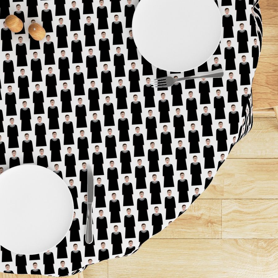 HOME_GOOD_ROUND_TABLE_CLOTH