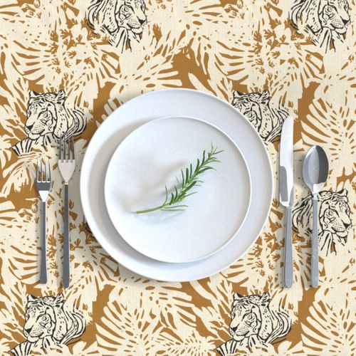 HOME_GOOD_RECTANGULAR_TABLE_CLOTH