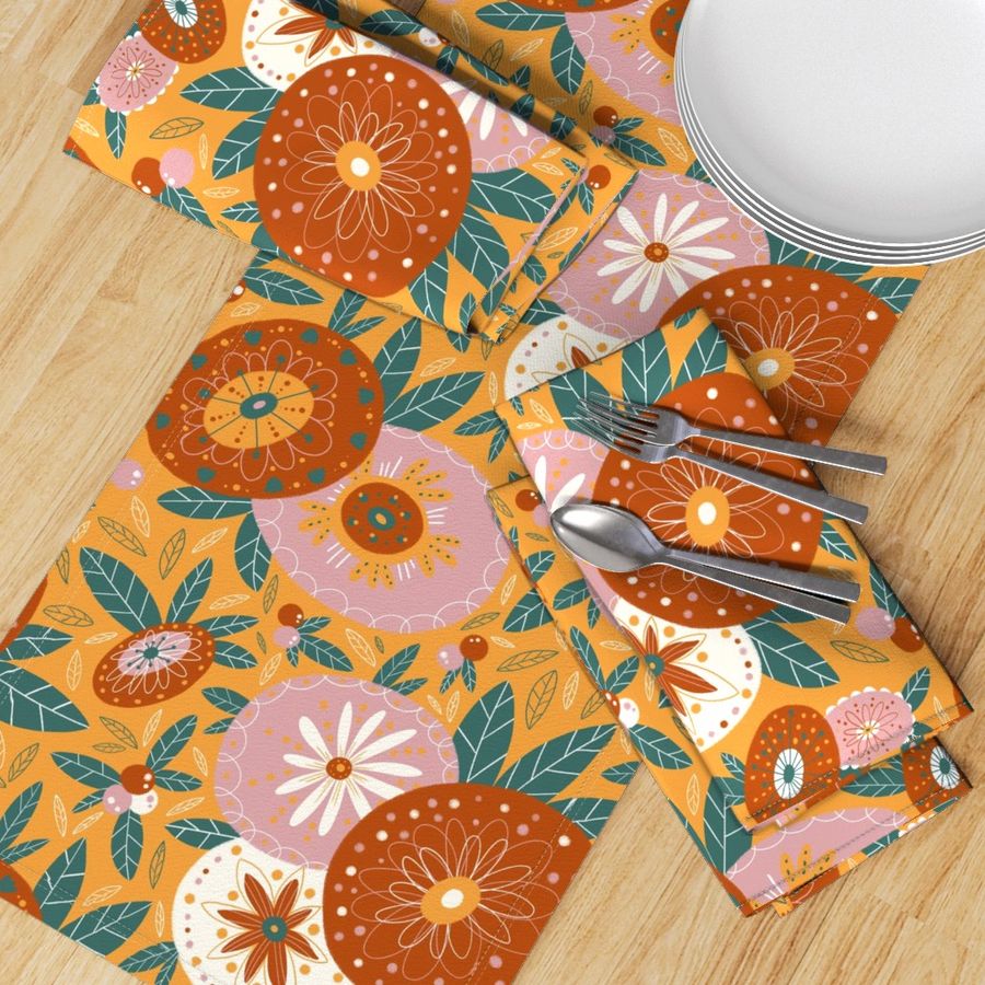 HOME_GOOD_TABLE_RUNNER