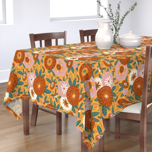 HOME_GOOD_RECTANGULAR_TABLE_CLOTH