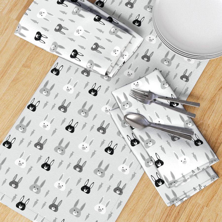 HOME_GOOD_TABLE_RUNNER