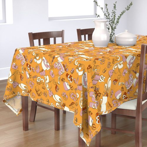 HOME_GOOD_RECTANGULAR_TABLE_CLOTH