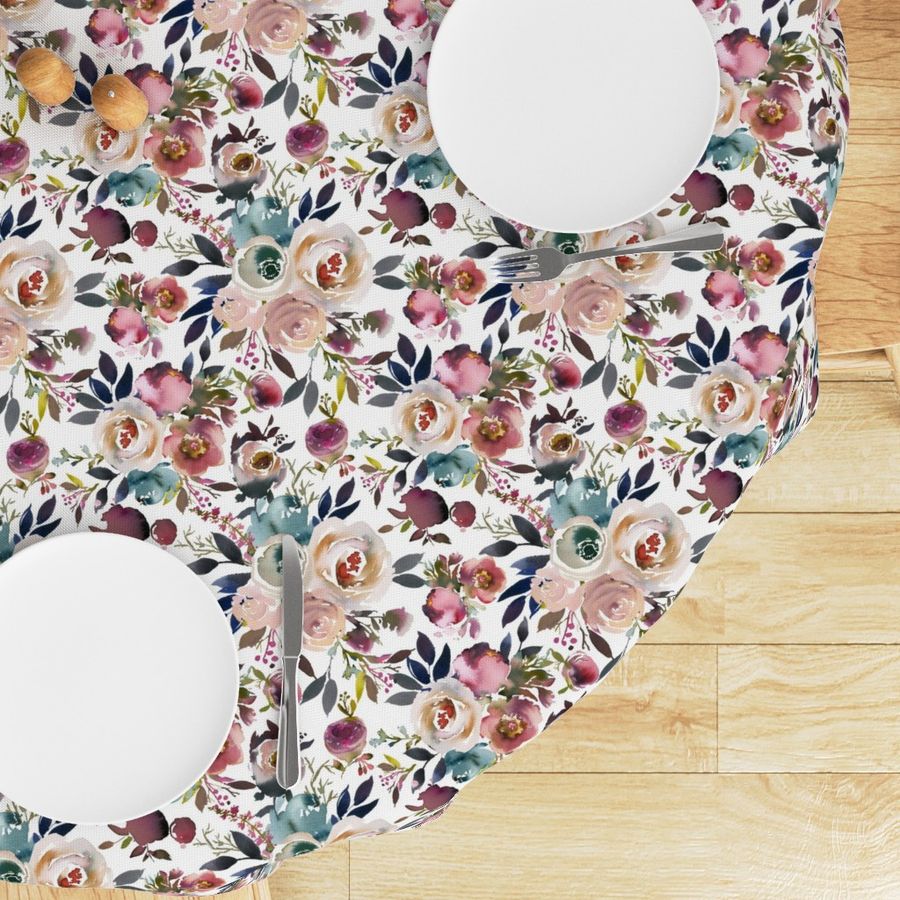 HOME_GOOD_ROUND_TABLE_CLOTH