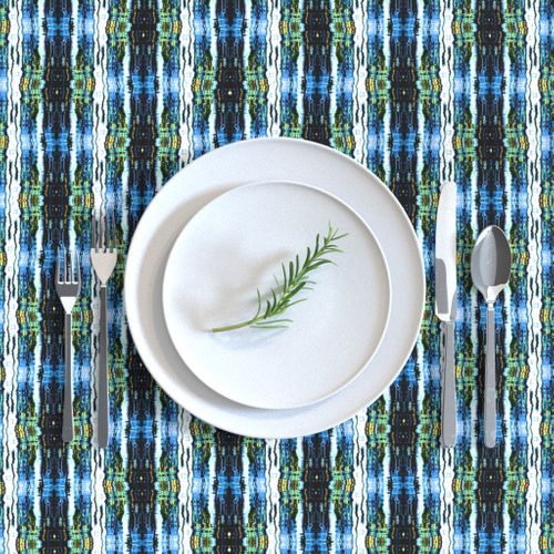 HOME_GOOD_RECTANGULAR_TABLE_CLOTH