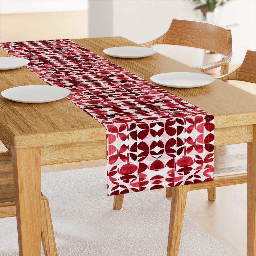 HOME_GOOD_TABLE_RUNNER