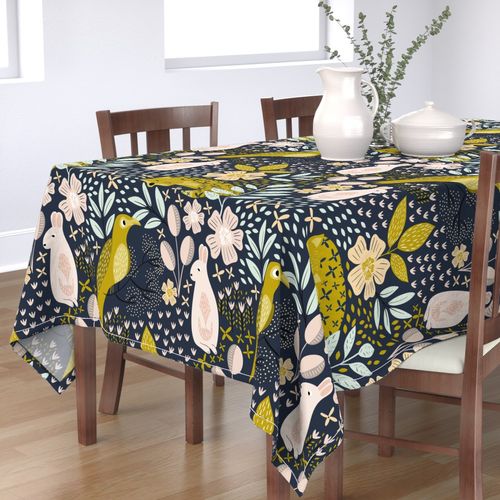 HOME_GOOD_RECTANGULAR_TABLE_CLOTH