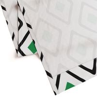 Diamond in Diamond - Jumbo - Green, White, Black