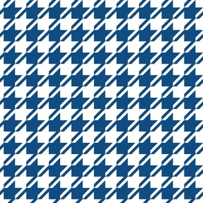 Retro Houndstooth check blue white