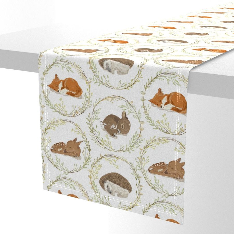 HOME_GOOD_TABLE_RUNNER