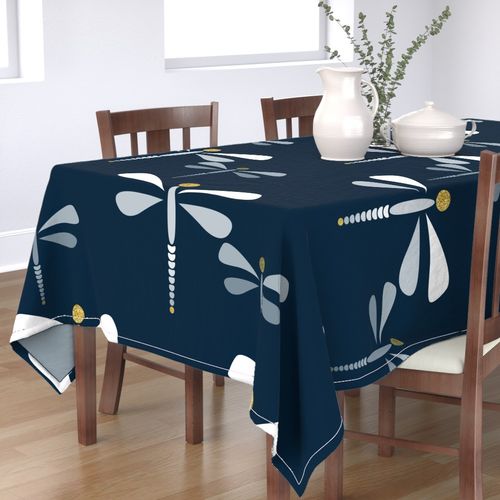 HOME_GOOD_RECTANGULAR_TABLE_CLOTH