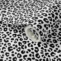 Leopard Black  & White