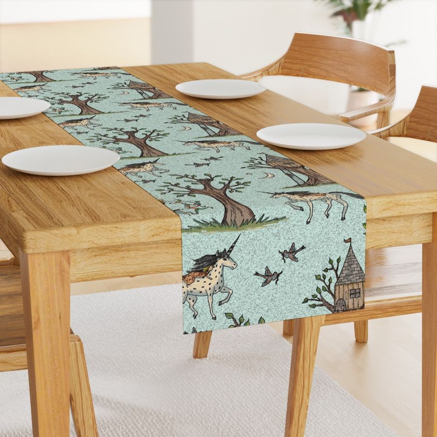 HOME_GOOD_TABLE_RUNNER