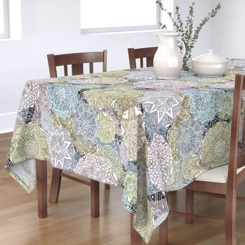 HOME_GOOD_RECTANGULAR_TABLE_CLOTH