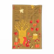 Fall squirrel Tea Towel Calendar 2024 (brown)