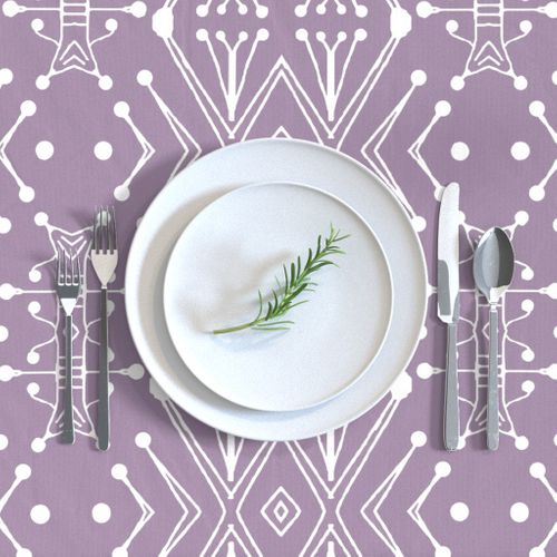 HOME_GOOD_RECTANGULAR_TABLE_CLOTH