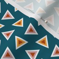 08138882 : triangle 4g : spoonflower0467