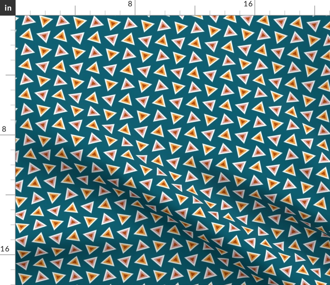 08138882 : triangle 4g : spoonflower0467