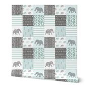 Elephant Walk Quit - sage/grey