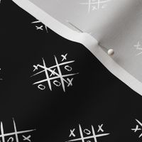 naughts and crosses black