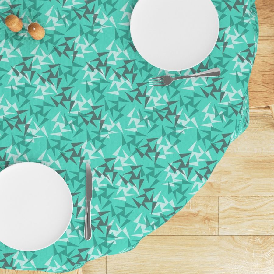 HOME_GOOD_ROUND_TABLE_CLOTH