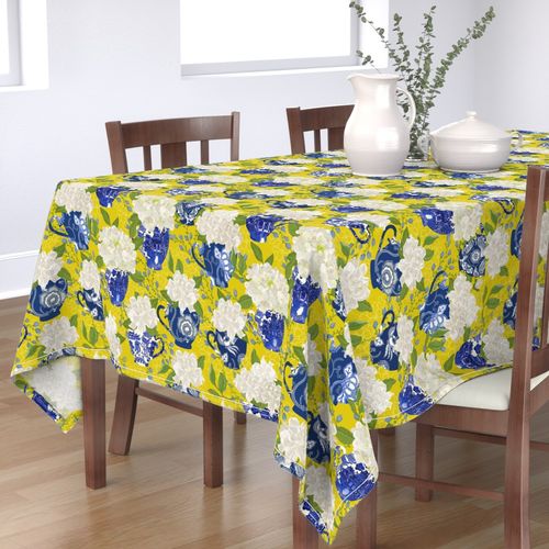 HOME_GOOD_RECTANGULAR_TABLE_CLOTH