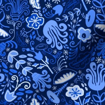 Midnight Garden Vintage Floral Chinoiserie // Royal Blue + Moonlight