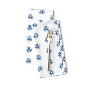 ornament - chinoiserie style white-blue