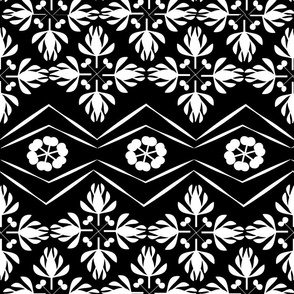 FLORAL BLACK AND WHITE-01