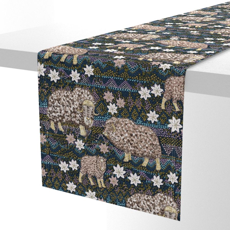 HOME_GOOD_TABLE_RUNNER