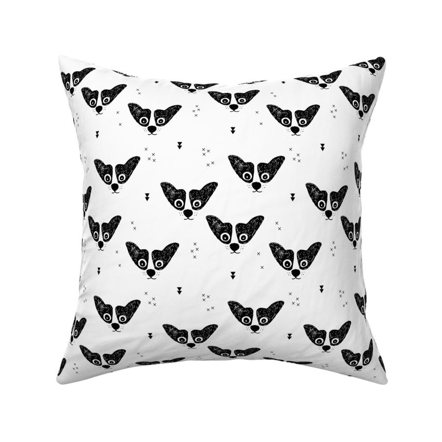 HOME_GOOD_SQUARE_THROW_PILLOW