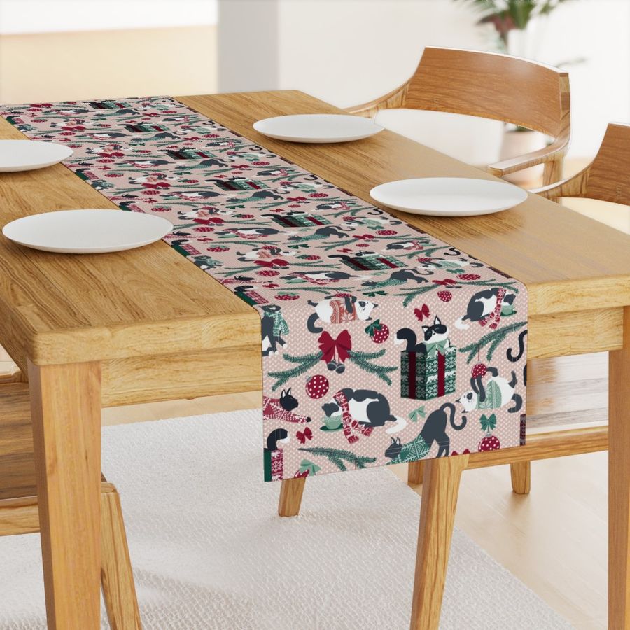 HOME_GOOD_TABLE_RUNNER