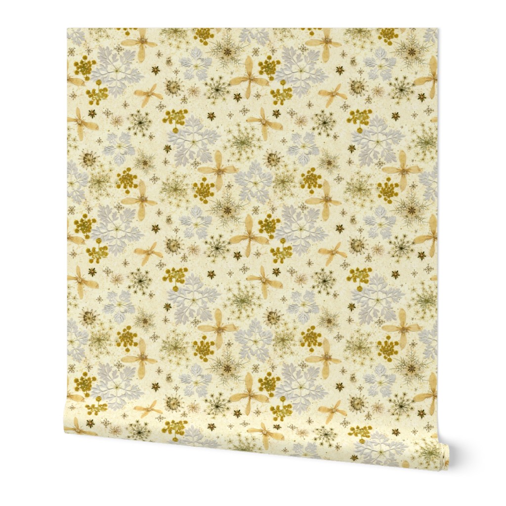 Holiday Snowflakes silver and gold