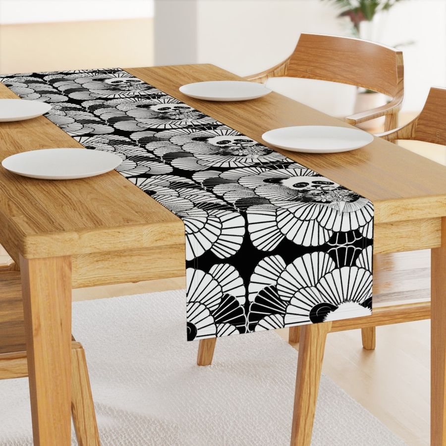 HOME_GOOD_TABLE_RUNNER