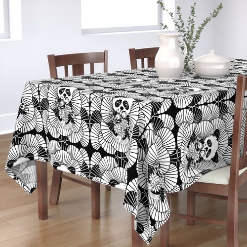 HOME_GOOD_RECTANGULAR_TABLE_CLOTH